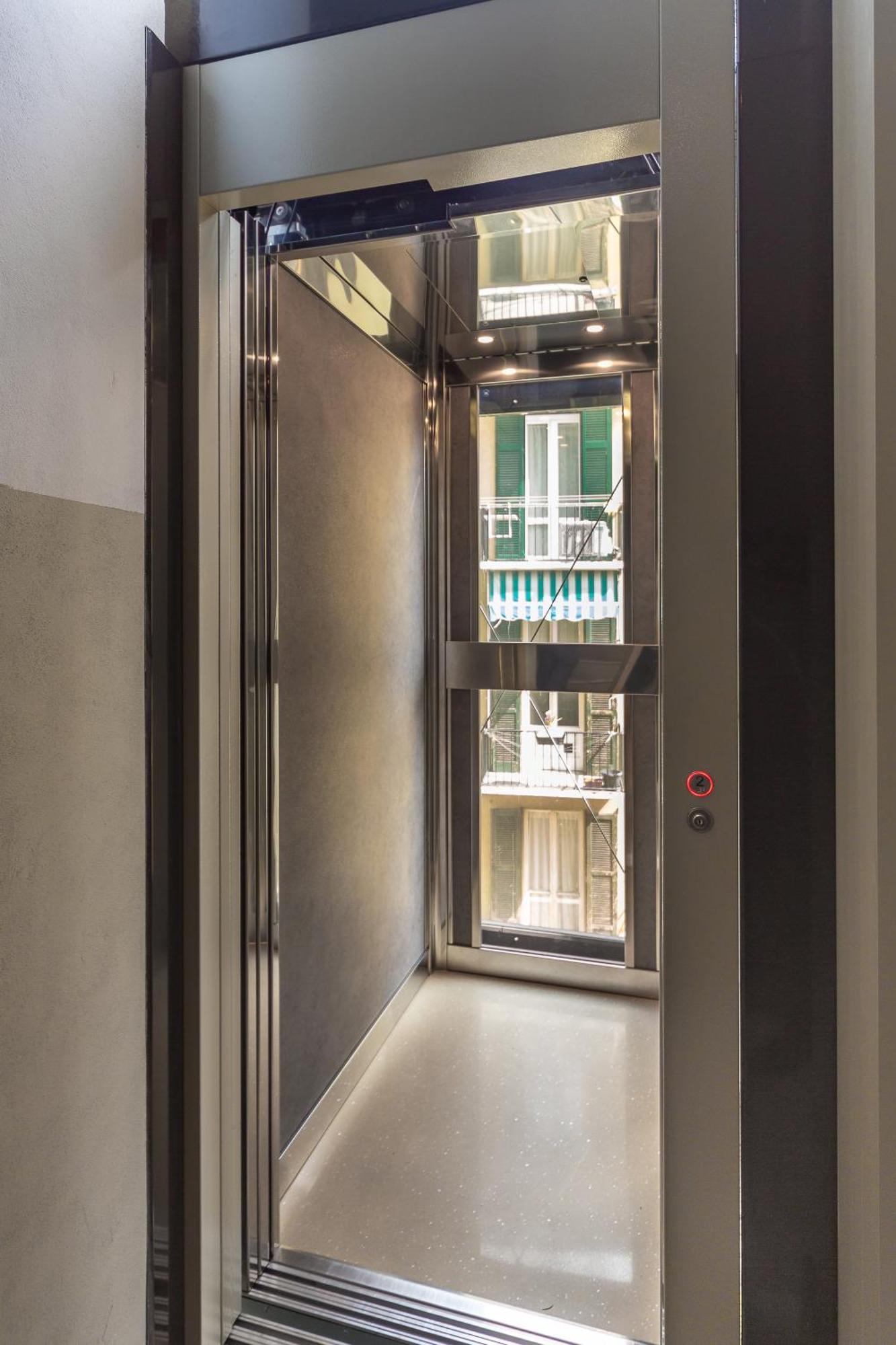 Studio Suite Navigli Bocconi In The Heart Of Milan Luaran gambar